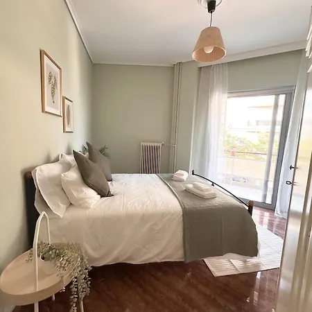 Sea The - Chic 2-bdr Escape With Spacious Living Apartment