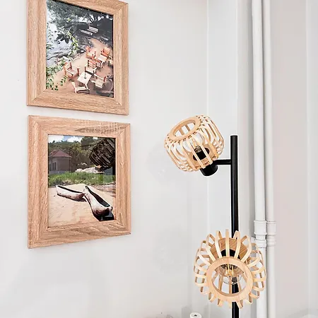 Sea The - Chic 2-bdr Escape With Spacious Living Apartment Athens